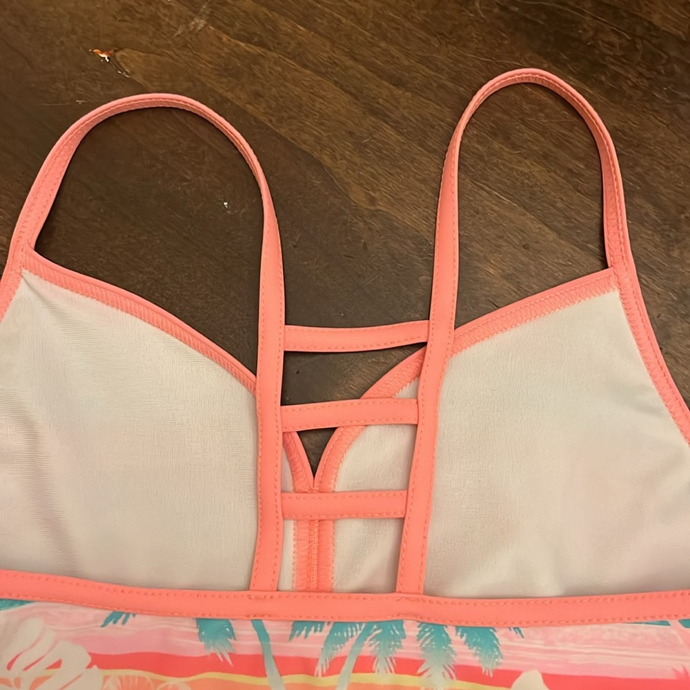 Tropical bikini - Picture 7 of 11